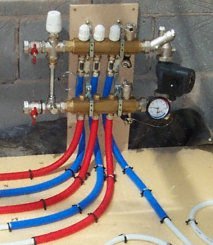 photo of 3-way single zone underfloor heating manifold